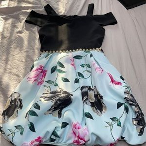 Cute Floral print dress